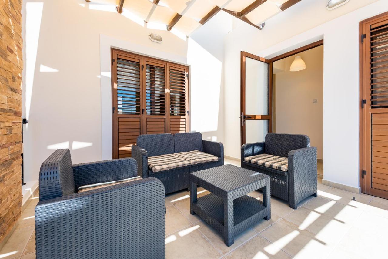 Villa Alexandra Ayia Napa Exteriör bild