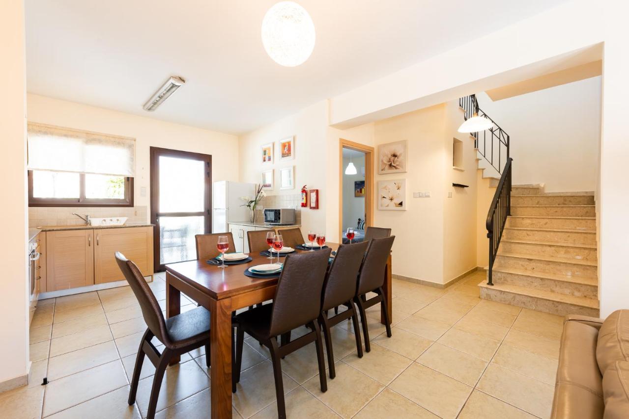 Villa Alexandra Ayia Napa Exteriör bild